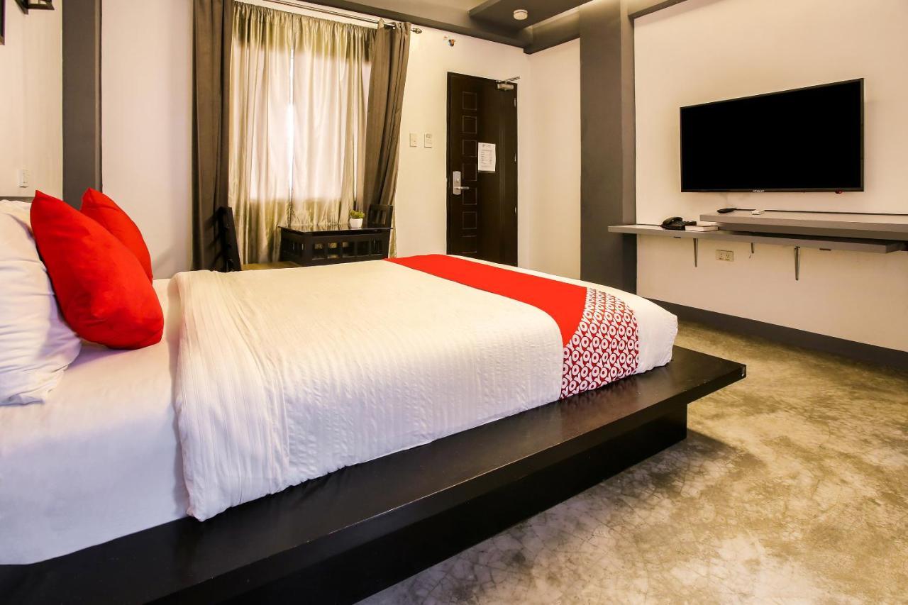 Super Oyo Capital O 786 Kwe Hotel And Resort Angeles Kültér fotó