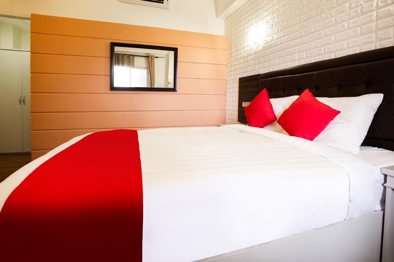Super Oyo Capital O 786 Kwe Hotel And Resort Angeles Kültér fotó
